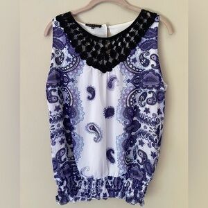Violet & Claire Purple Paisley Sleeveless Top with Crochet Detail M
